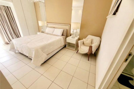 Apartamento Residencial à venda, Gonzaga, Santos - AP1004.