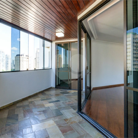 Apartamento à venda com 4 quartos, sendo 3 suítes, em Campo Belo, São Paulo, SP