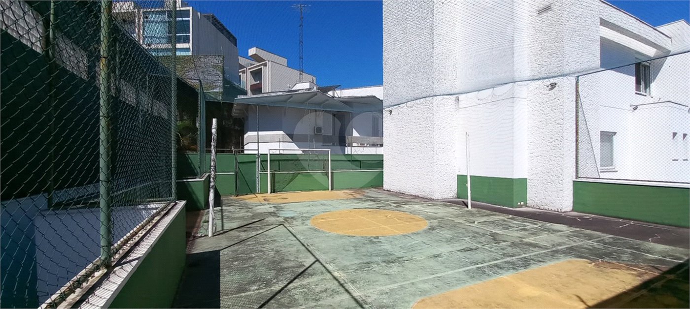 Sobrado à venda ou para alugar com 7 quartos, sendo 4 suítes,  em Cidade Jardim, São Paulo, SP