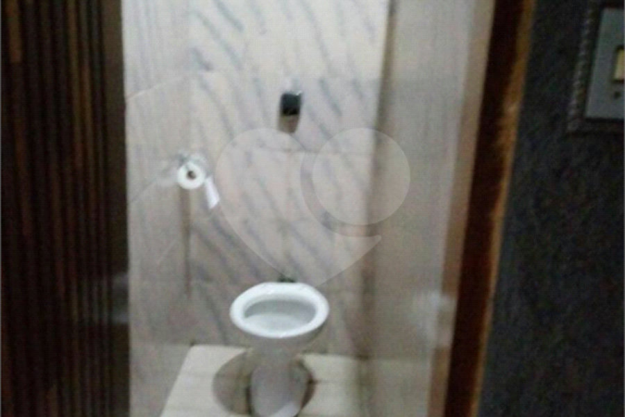 Sobrado à venda com 4 quartos em Jardim Ana Maria, Santo André, SP