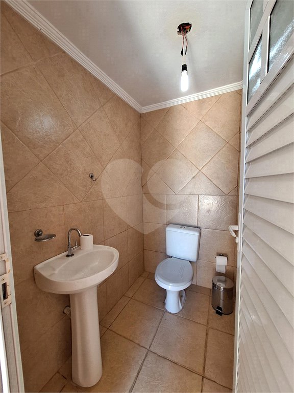 Casa à venda com 3 suítes no condomínio Bosque de Grevilea, Vinhedo - SP