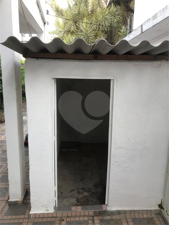 Casa à venda com 3 quartos, sendo 1 suíte,  em Vila Olímpia, São Paulo, SP