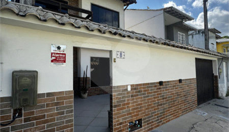 Casa à venda com 3 quartos, sendo 1 suíte,  no condomínio Village da Posse, Rio de Janeiro - RJ