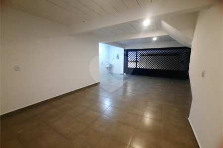 Casa para alugar com 3 quartos, sendo 1 suíte,  no condomínio Residencial Sol Francisco, São Paulo - SP