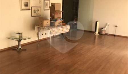 Sobrado à venda com 5 quartos, sendo 1 suíte,  em Santana, São Paulo, SP