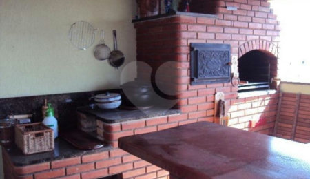 Sobrado à venda com 8 quartos em Vila Medeiros, São Paulo, SP