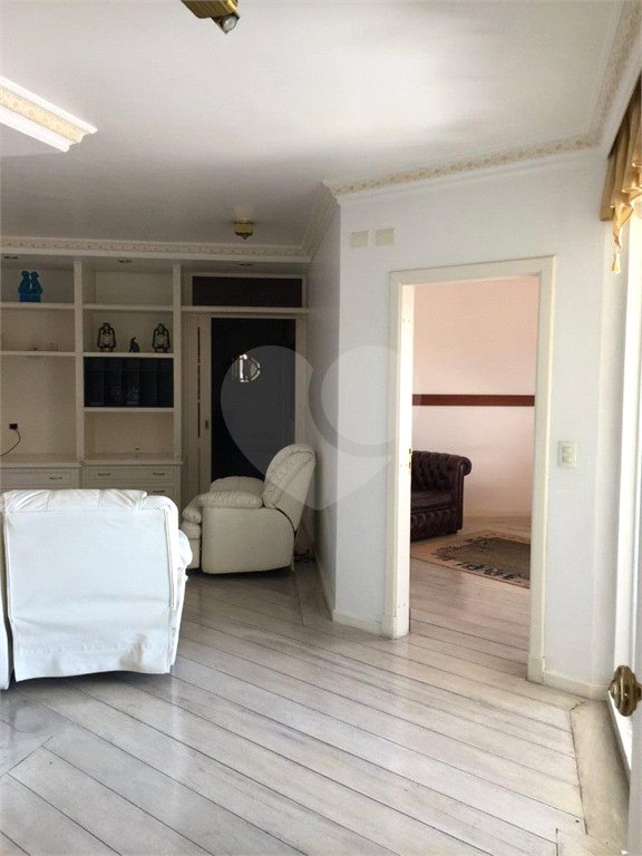 Apartamento à venda com 4 quartos, sendo 3 suítes, em Bosque da Saúde, São Paulo, SP