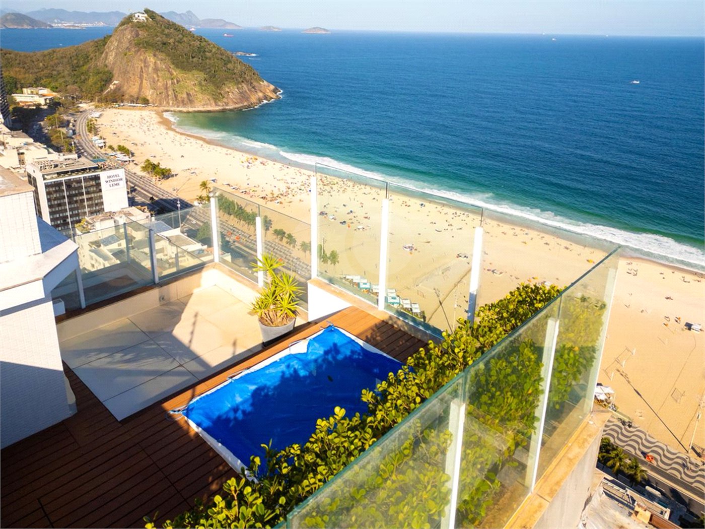 Cobertura à venda com 2 suítes em Leme, Rio de Janeiro, RJ