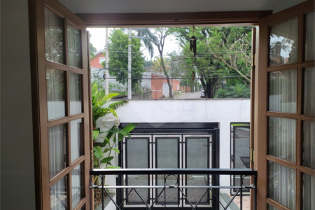 Sobrado à venda com 4 quartos, sendo 2 suítes, em Jardim Prudência, São Paulo, SP