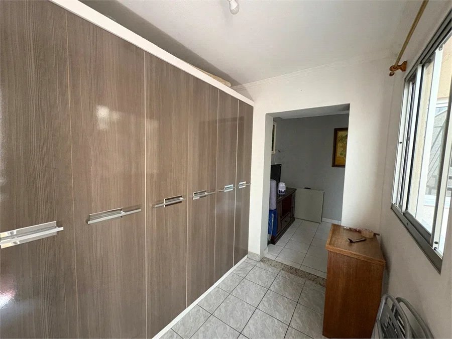 Sobrado à venda com 2 quartos em Ferreira, São Paulo, SP