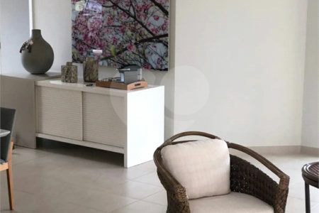 Casa à venda com 5 quartos, sendo 4 suítes, no condomínio Sol Vinhedo, Vinhedo - SP