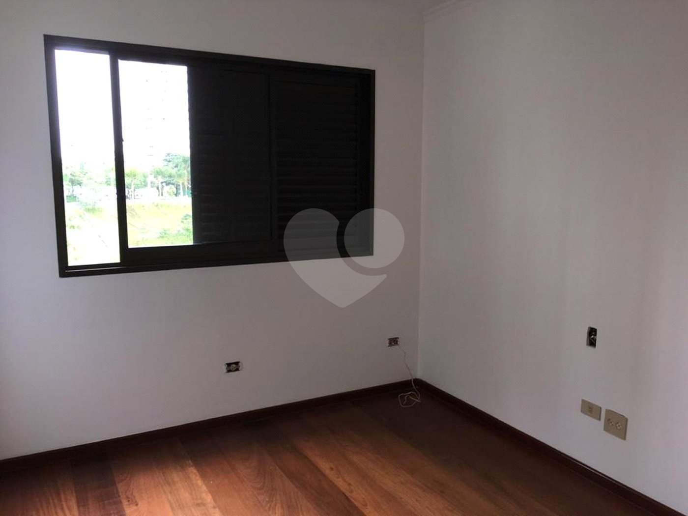 Apartamento à venda com 4 quartos, sendo 2 suítes,  em Vila Andrade, São Paulo, SP