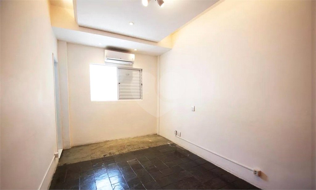 Apartamento à venda com 3 quartos, sendo 1 suíte, em Pinheiros, São Paulo, SP
