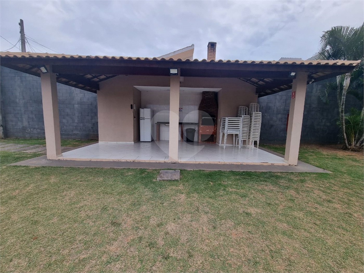 Casa à venda com 3 quartos, sendo 1 suíte,  no condomínio Bella Vista, Sorocaba - SP