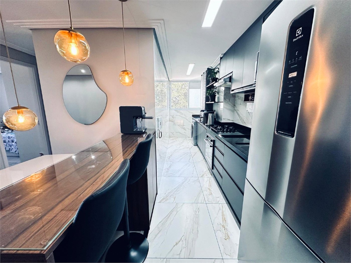 Apartamento à venda com 2 quartos, sendo 1 suíte, em Santo Amaro, São Paulo, SP