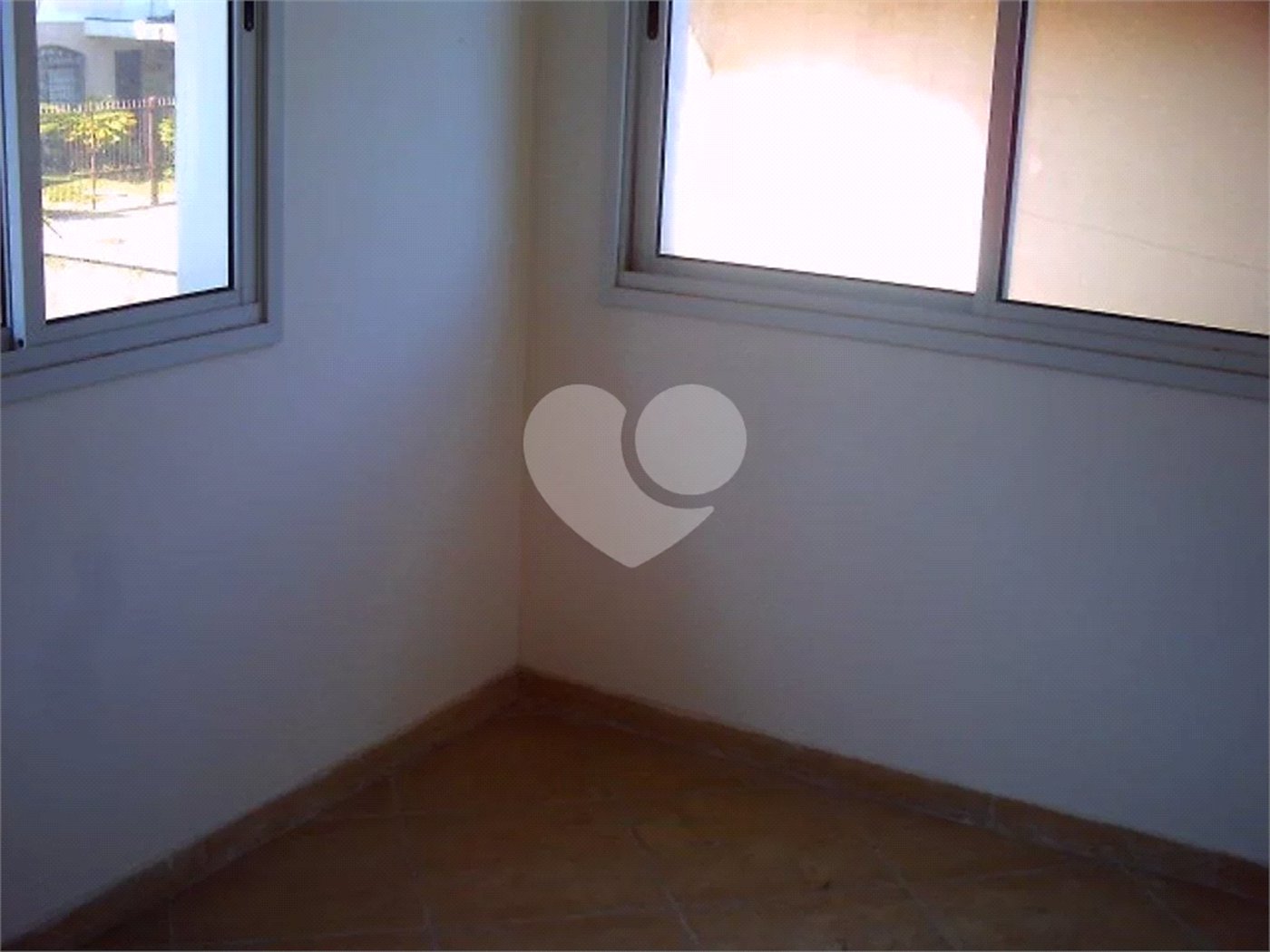 Sobrado à venda com 3 quartos, sendo 1 suíte, em Tremembé, São Paulo, SP