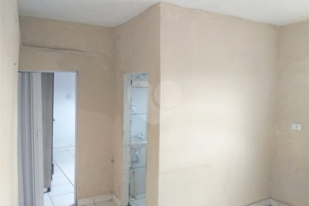 Casa à venda com 4 quartos, sendo 3 suítes, em Jardim Alvinópolis, Atibaia, SP
