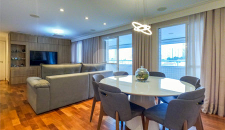 Apartamento à venda com 3 suítes em Vila Dom Pedro I, São Paulo, SP