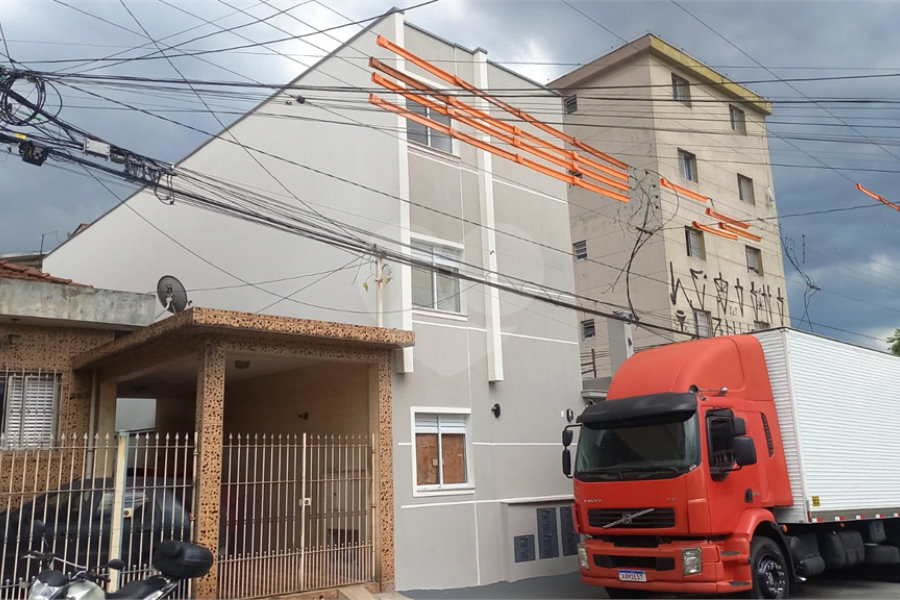 Casa à venda com 2 quartos no condomínio Regina, São Paulo - SP