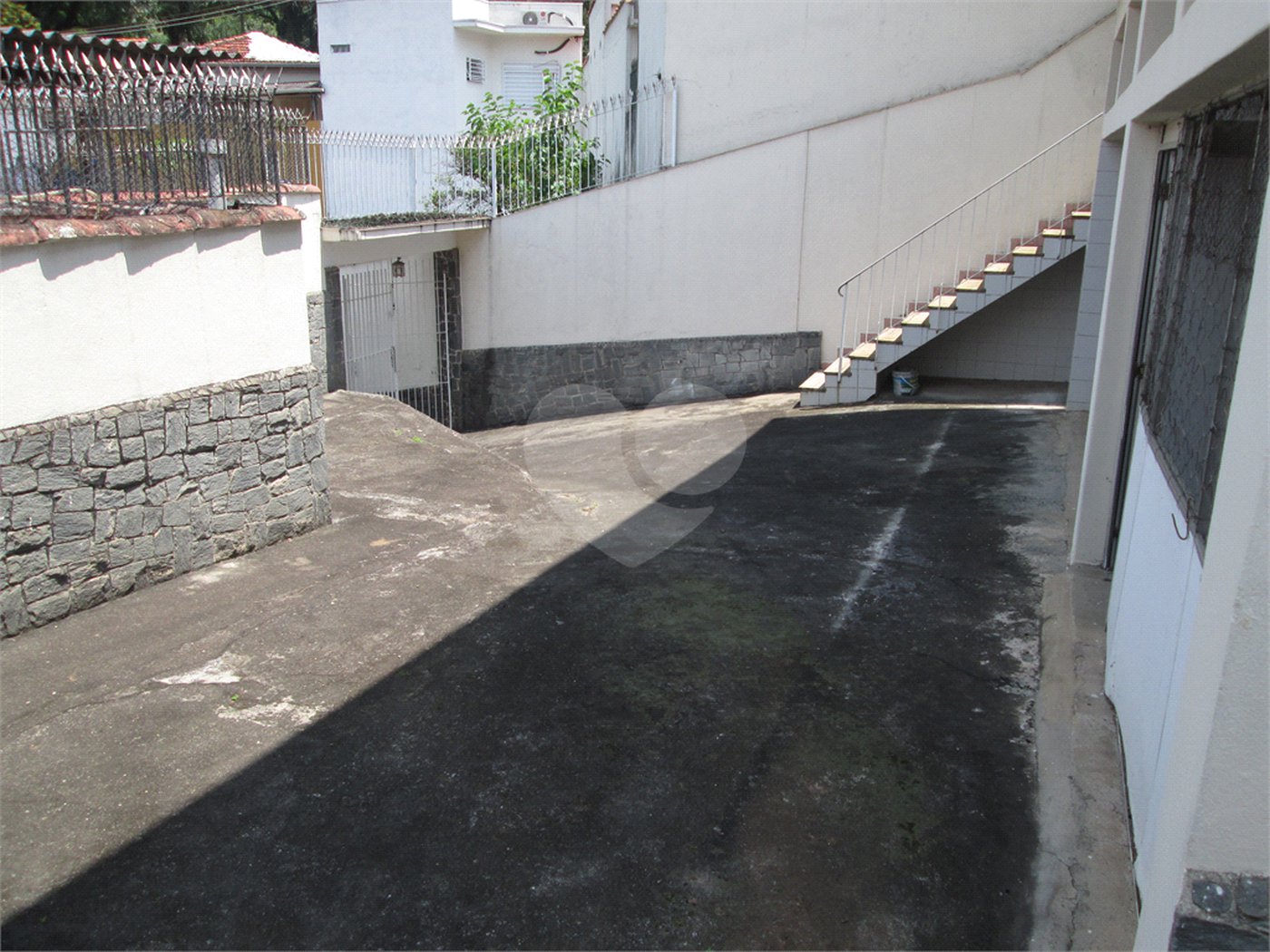 Sobrado à venda com 3 quartos em Horto, São Paulo, SP