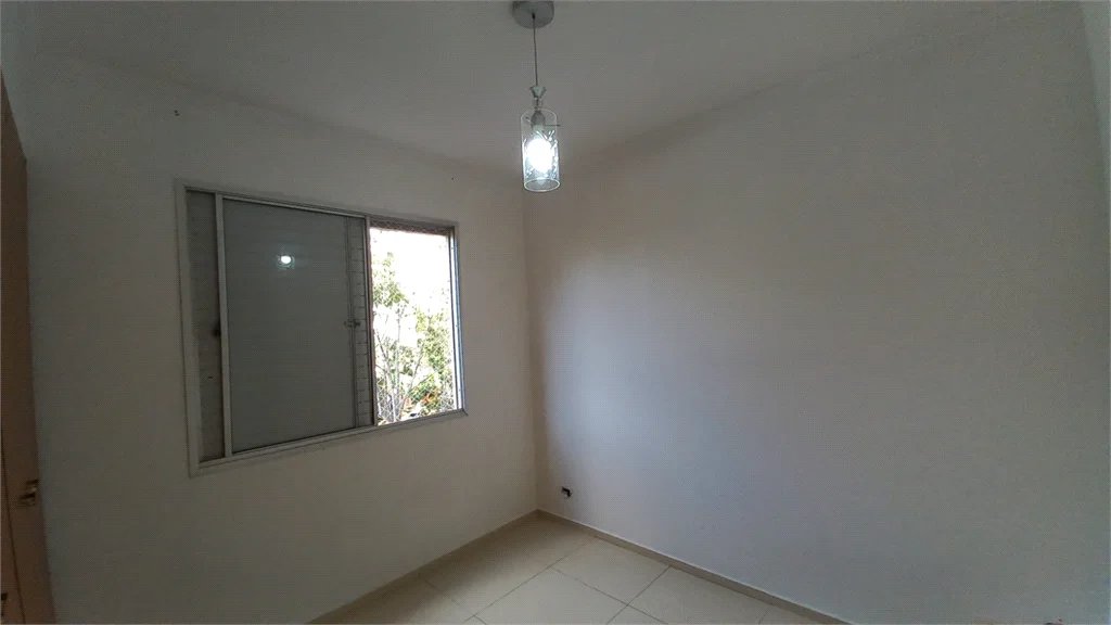 Apartamento à venda com 3 quartos em Jardim Londrina, São Paulo, SP