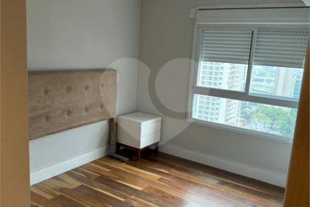 Apartamento para alugar com 3 suítes em Vila Gertrudes, São Paulo, SP