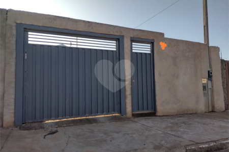 Linda Casa no Bairro Abdelnur