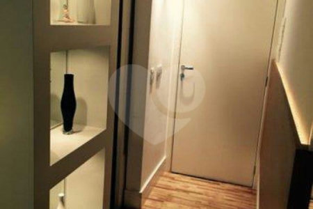 Apartamento à venda com 2 suítes em Real Parque, São Paulo, SP