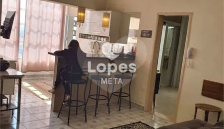 Apartamento à venda com 3 quartos, sendo 1 suíte,  no Centro, São José dos Campos, SP
