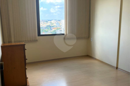 Apartamento à venda com 3 quartos, sendo 1 suíte,  no Centro, Sorocaba, SP