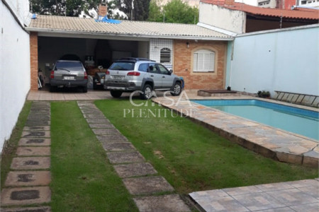Casa à venda com 4 quartos, sendo 1 suíte, em Vila Jardini, Sorocaba, SP