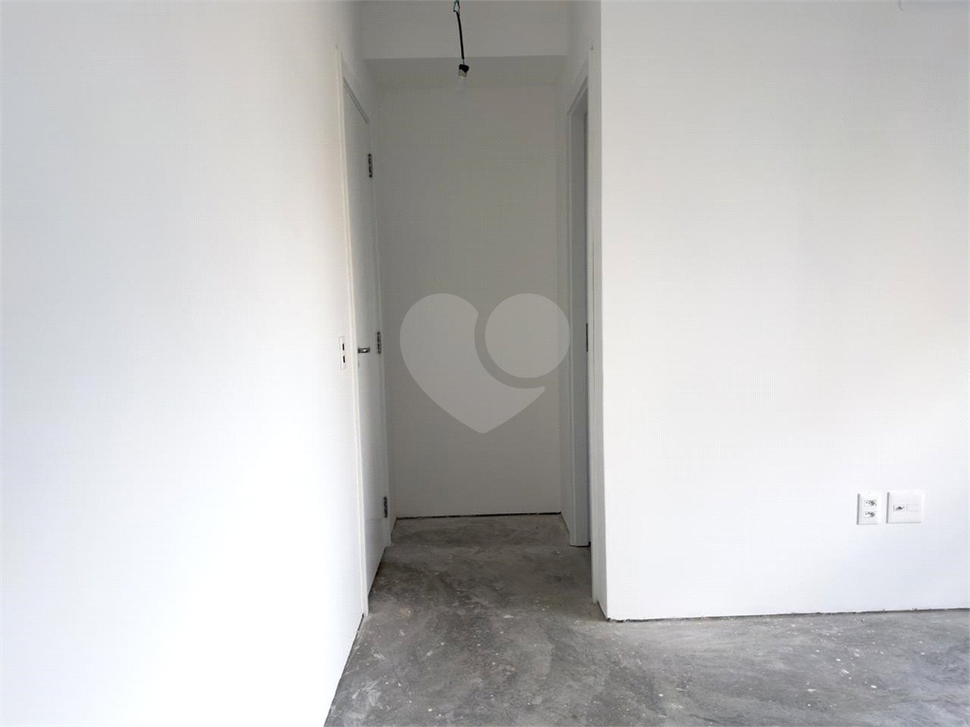 Apartamento à venda com 2 suítes em Santo Amaro, São Paulo, SP