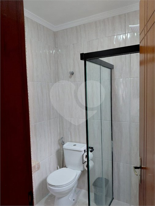 Casa à venda com 2 suítes no condomínio Residencial Guilhen, São Paulo - SP