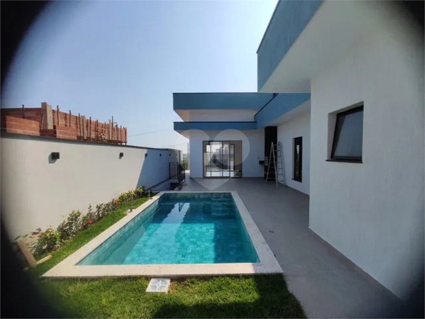 Casa à venda com 3 suítes no condomínio Terras do Vale, Caçapava - SP