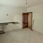 Sobrado a venda no Ipiranga de 220m² com 4 suítes e 2 vagas.Estuda permuta.