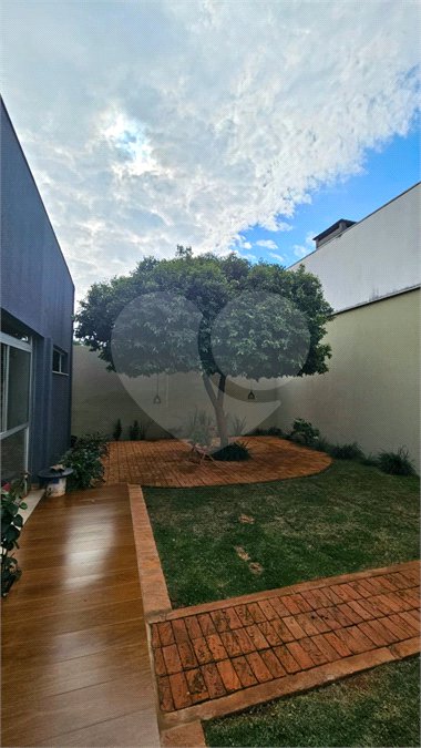 Casa à venda com 2 suítes no Centro, Ponta Porã, MS