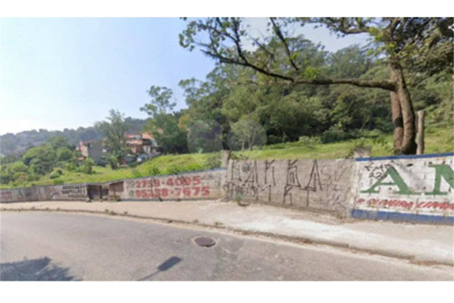 Terreno à venda no condomínio Maracanã, Santo André - SP