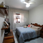Casa Térrea à venda com 4 quartos, sendo 1 suíte, em Parque Continental, São Paulo, SP