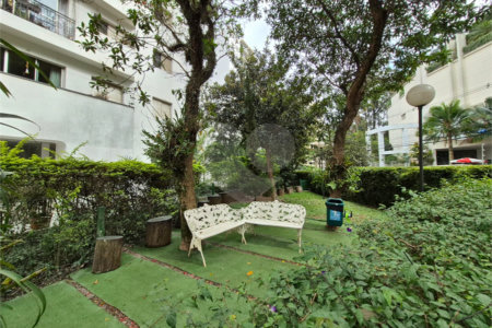 Apartamento à venda com 2 quartos, sendo 1 suíte, em Vila Andrade, São Paulo, SP