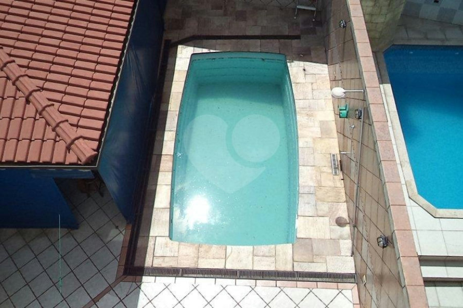 Sobrado à venda com 3 suítes em Vila Nova Mazzei, São Paulo, SP