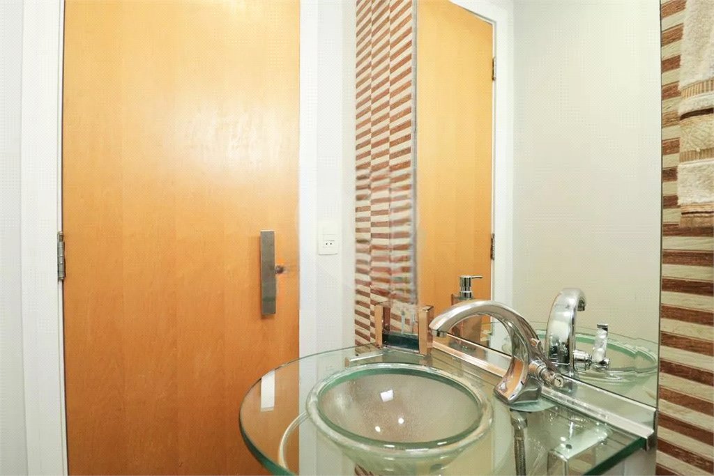 Cobertura à venda com 3 quartos, sendo 1 suíte,  em Santana, São Paulo, SP