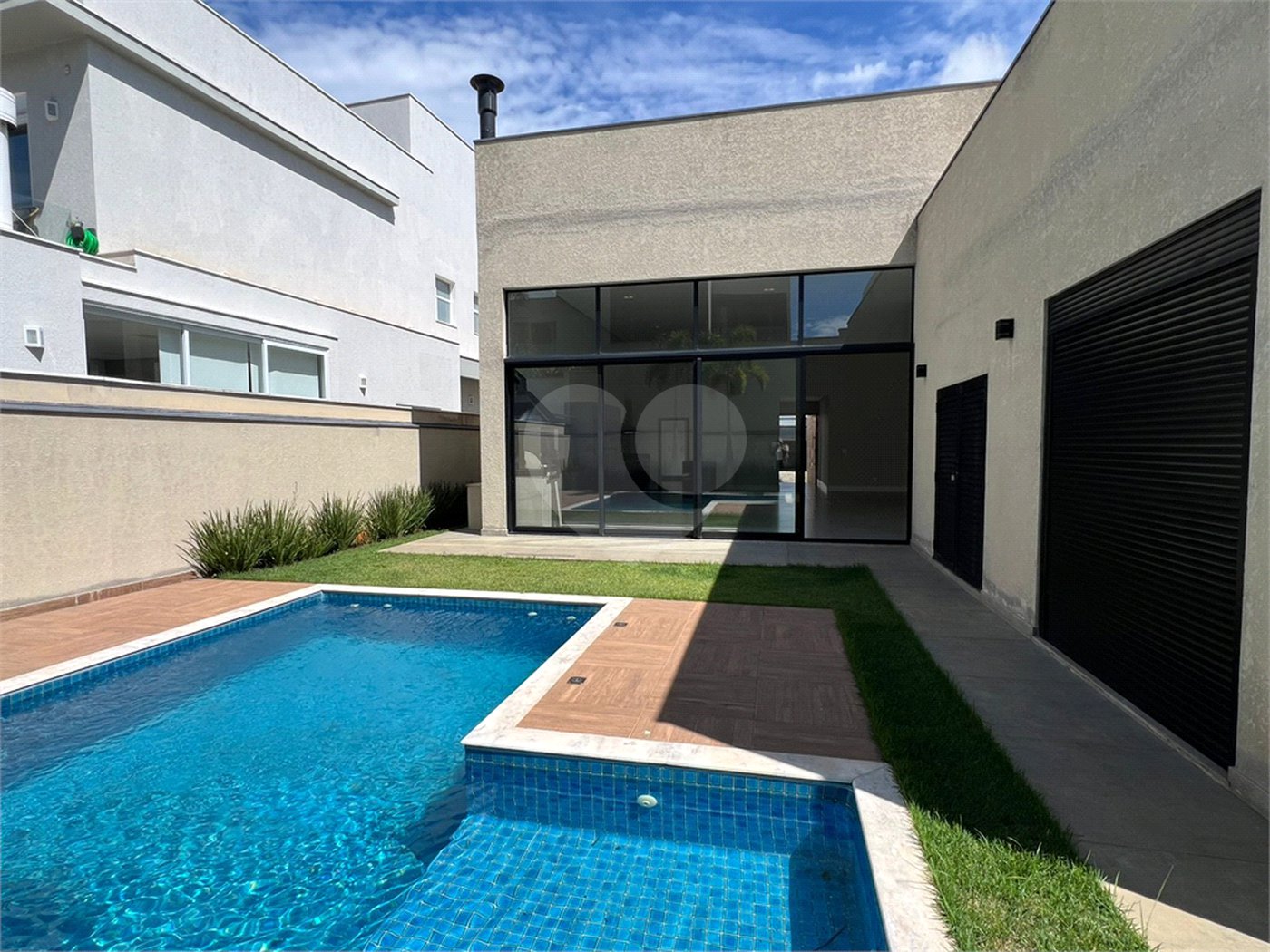 Casa à venda com 3 suítes no condomínio Alphaville Nova Esplanada, Votorantim - SP