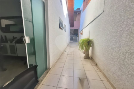 Casa à venda com 4 quartos, sendo 1 suíte, em Jardim São Carlos, Sorocaba, SP