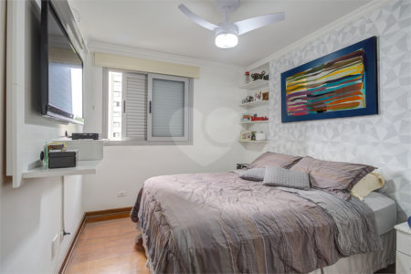 Apartamento à venda com 3 quartos, sendo 1 suíte, em Jardim Marajoara, São Paulo, SP