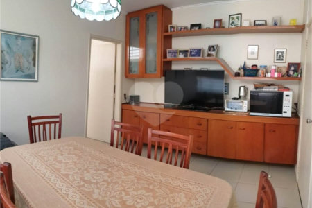 Sobrado à venda com 4 quartos, sendo 1 suíte,  em Sumaré, São Paulo, SP