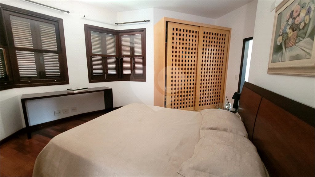 Casa à venda ou para alugar com 4 quartos, sendo 2 suítes, no condomínio Cantareira, Mairiporã - SP