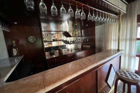 Casa à venda ou para alugar com 4 quartos, sendo 3 suítes, no condomínio Monte Belo, Salto - SP
