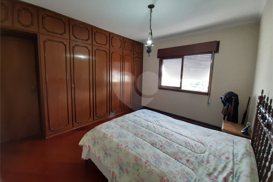 Casa Térrea à venda com 4 quartos, sendo 1 suíte,  em Jardim França, São Paulo, SP