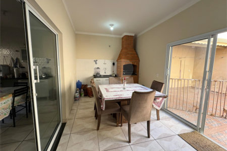 Casa à venda com 4 suítes em Vila Carvalho, Sorocaba, SP
