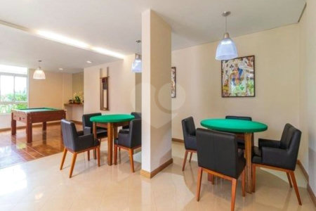 Apartamento à venda com 3 suítes em Vila Suzana, São Paulo, SP
